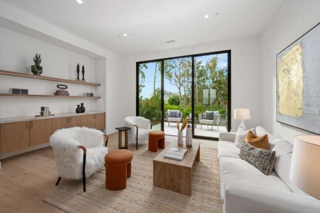 5471 La Crescenta, Rancho Santa Fe, CA 92067