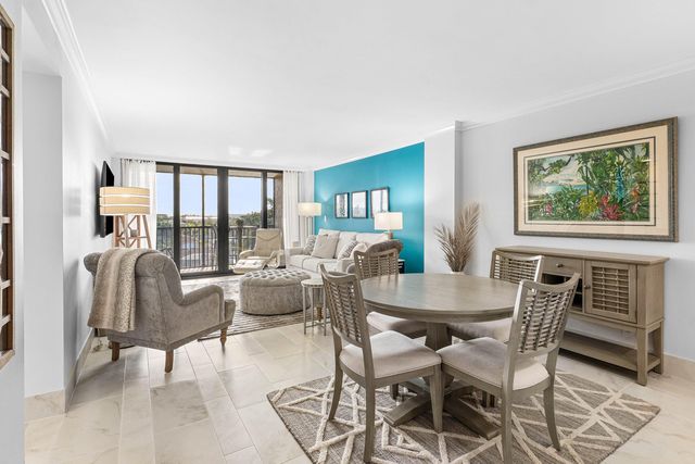 14 Royal Palm Way 501, Boca Raton, FL 33432