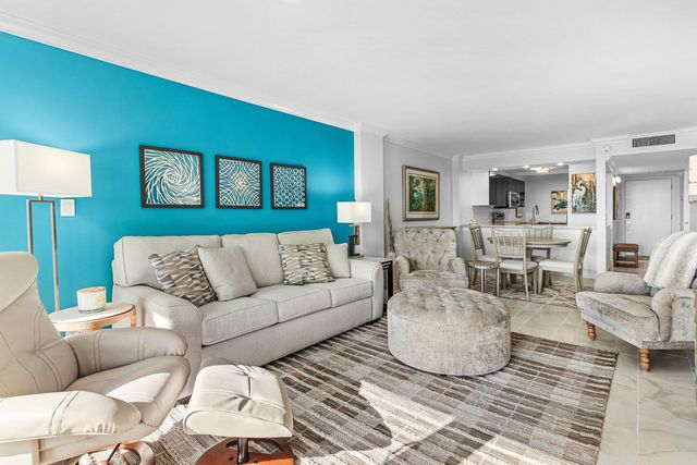 14 Royal Palm Way 501, Boca Raton, FL 33432