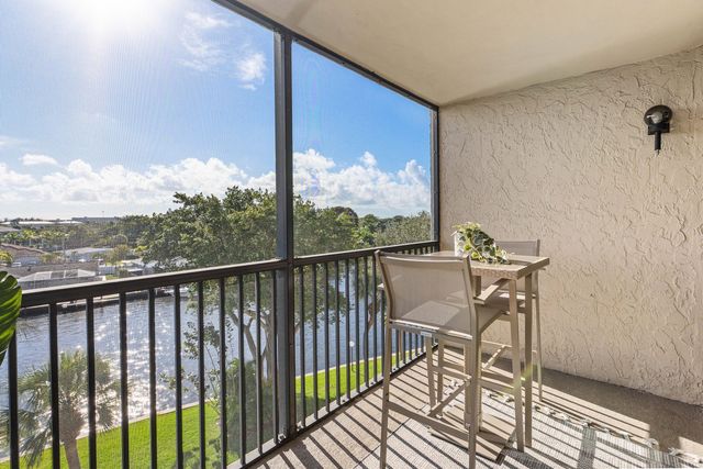 14 Royal Palm Way 501, Boca Raton, FL 33432