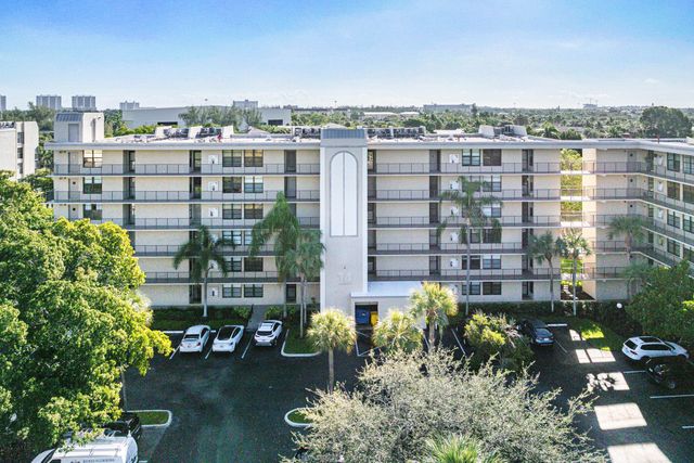 14 Royal Palm Way 501, Boca Raton, FL 33432