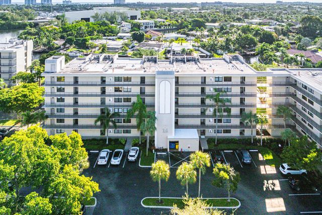 14 Royal Palm Way 501, Boca Raton, FL 33432