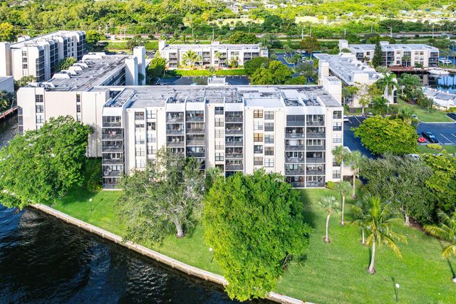 14 Royal Palm Way 501, Boca Raton, FL 33432