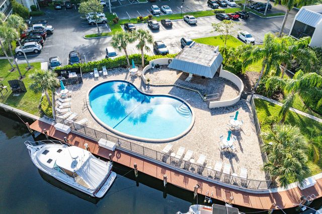 14 Royal Palm Way 501, Boca Raton, FL 33432