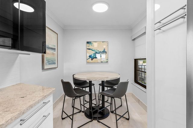 14 Royal Palm Way 501, Boca Raton, FL 33432
