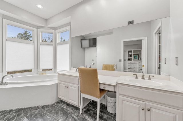 1501 N Castle Rock, Wichita, KS 67230