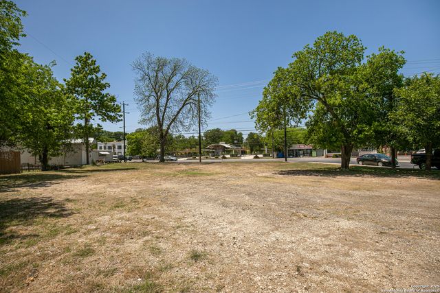 111 Parland Pl, San Antonio, TX 78209