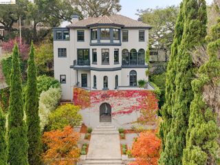 20 Oak Ridge Rd, Berkeley, CA 94705