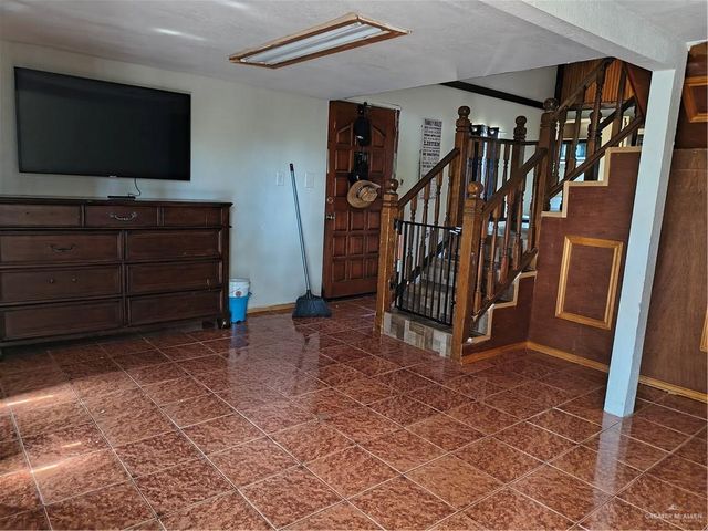 165 N Kennedy Street, Rio Grande City, TX 78582