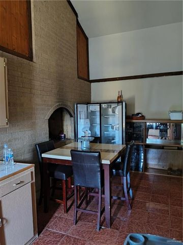 165 N Kennedy Street, Rio Grande City, TX 78582