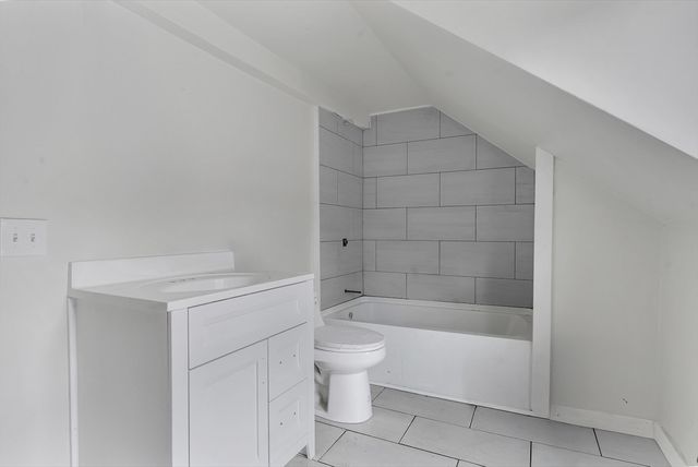 25 Tremont St, Brockton, MA 02301