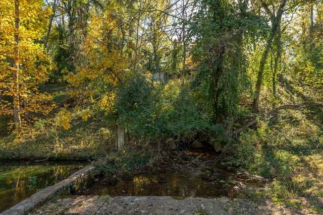 2801 S Lone Pine Avenue, Springfield, MO 65804