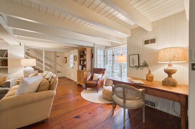 2801 S Lone Pine Avenue, Springfield, MO 65804