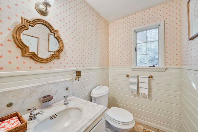 2801 S Lone Pine Avenue, Springfield, MO 65804