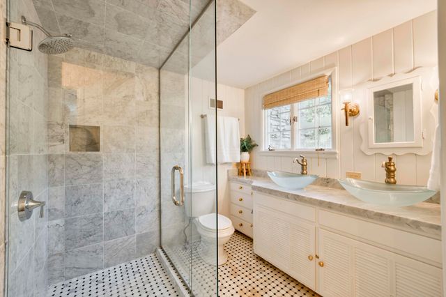 2801 S Lone Pine Avenue, Springfield, MO 65804