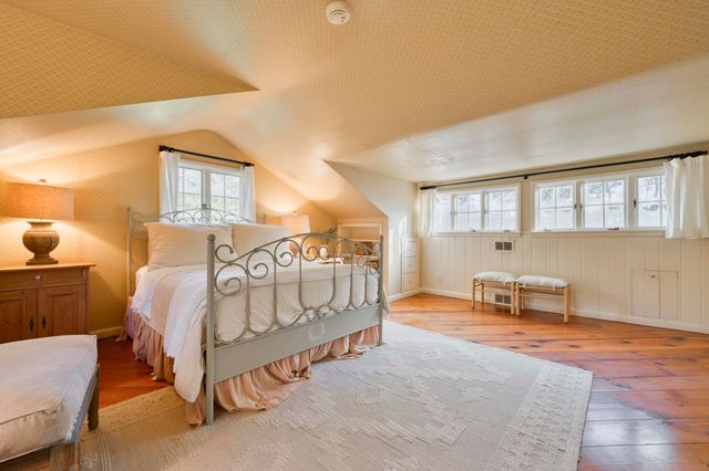 2801 S Lone Pine Avenue, Springfield, MO 65804