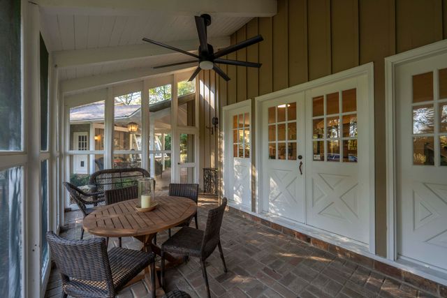 2801 S Lone Pine Avenue, Springfield, MO 65804