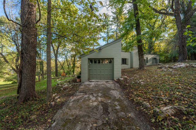 2801 S Lone Pine Avenue, Springfield, MO 65804