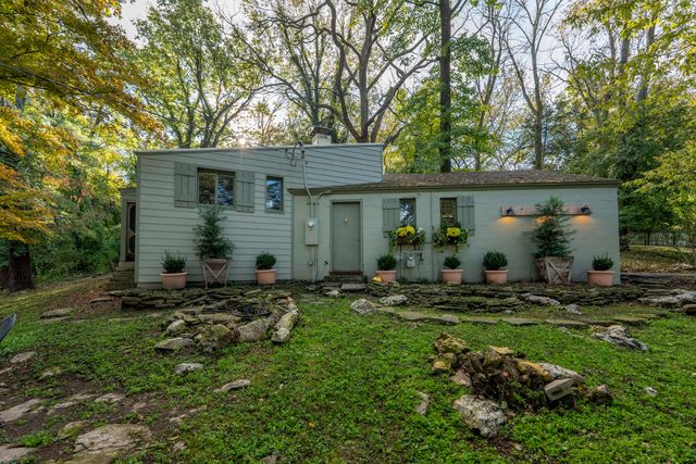 2801 S Lone Pine Avenue, Springfield, MO 65804