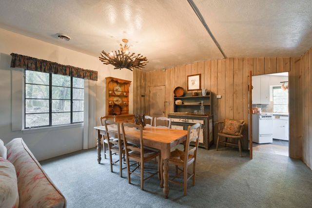 2801 S Lone Pine Avenue, Springfield, MO 65804