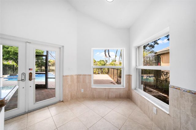 11217 NW 68th Place, Parkland, FL 33076