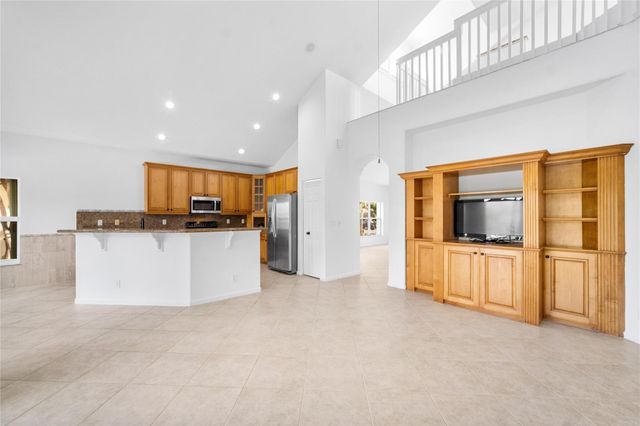 11217 NW 68th Place, Parkland, FL 33076