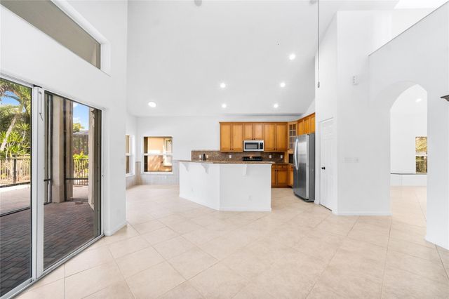 11217 NW 68th Place, Parkland, FL 33076