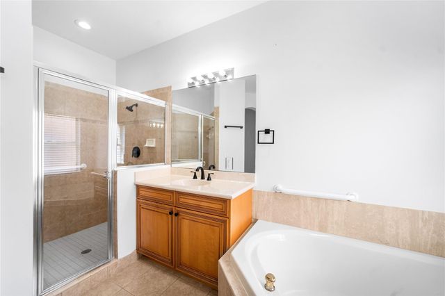 11217 NW 68th Place, Parkland, FL 33076