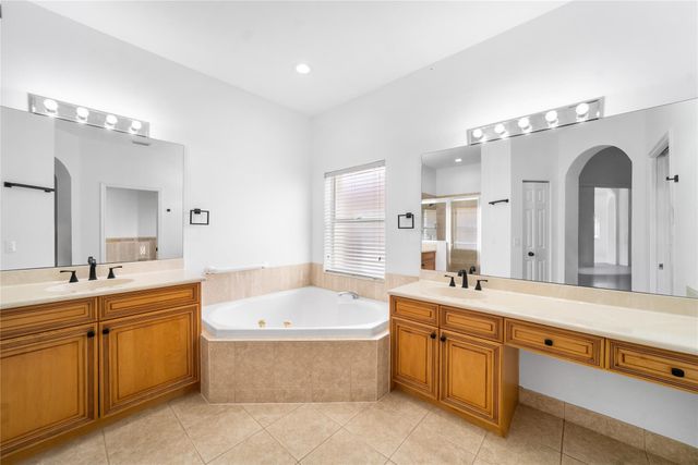 11217 NW 68th Place, Parkland, FL 33076