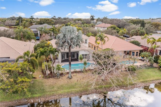 11217 NW 68th Place, Parkland, FL 33076