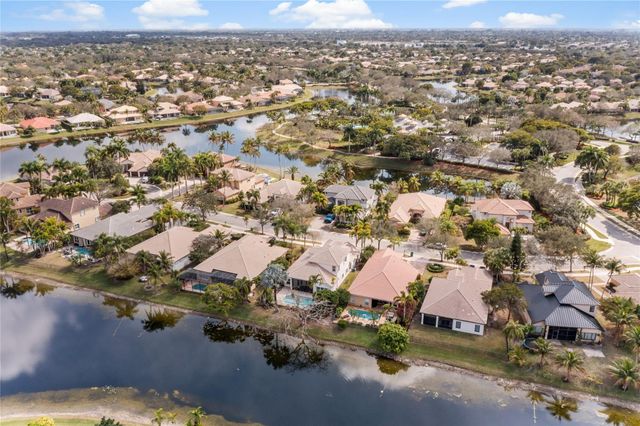 11217 NW 68th Place, Parkland, FL 33076