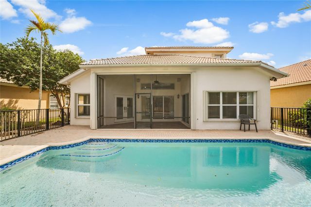 11217 NW 68th Place, Parkland, FL 33076