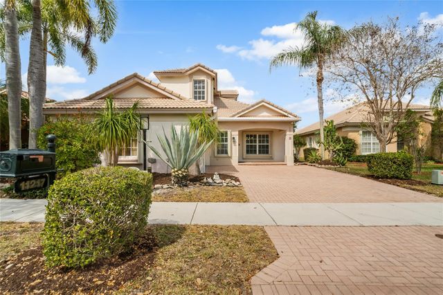 11217 NW 68th Place, Parkland, FL 33076