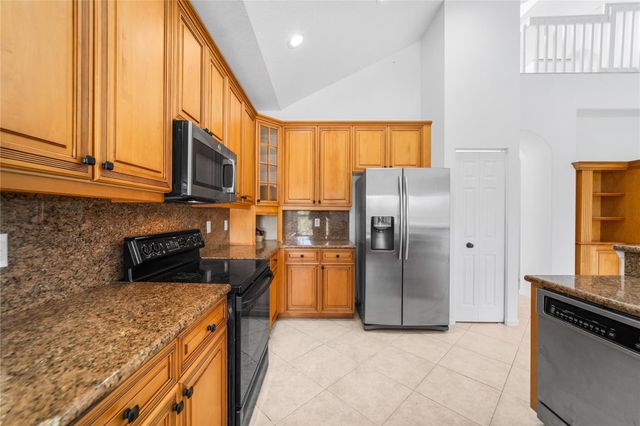 11217 NW 68th Place, Parkland, FL 33076