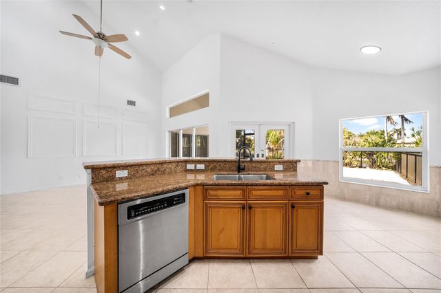 11217 NW 68th Place, Parkland, FL 33076