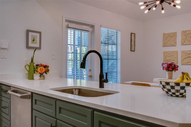 3105 San Jacinto Street 104, Dallas, TX 75204