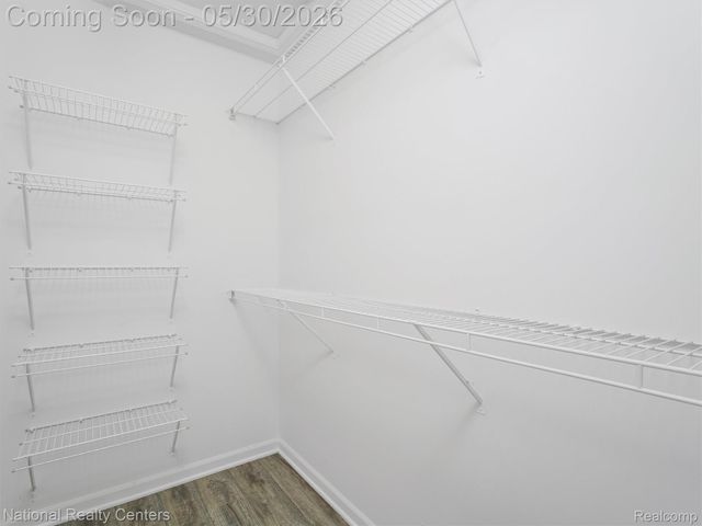 47245 N Pointe Drive, Canton Charter Township, MI 48187