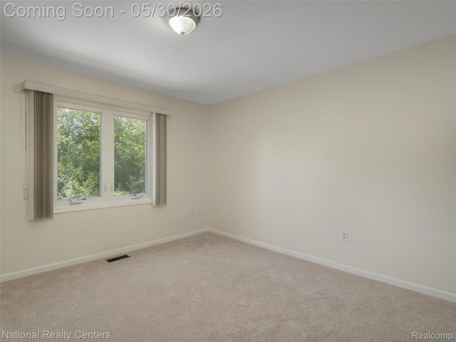 47245 N Pointe Drive, Canton Charter Township, MI 48187