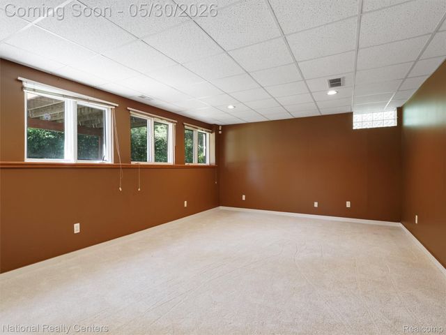 47245 N Pointe Drive, Canton Charter Township, MI 48187