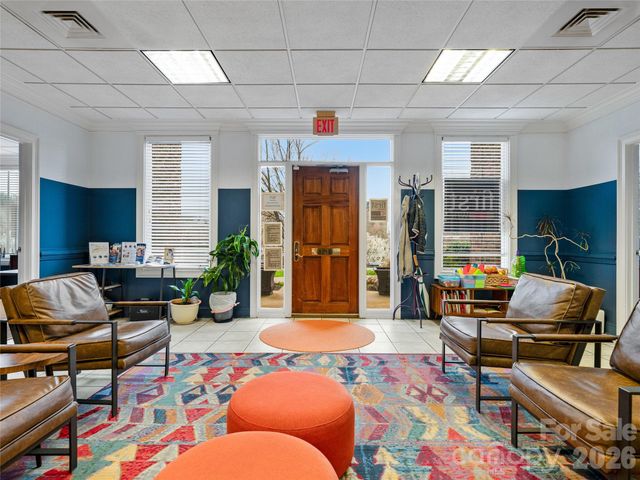 77 Central Avenue E, Asheville, NC 28801