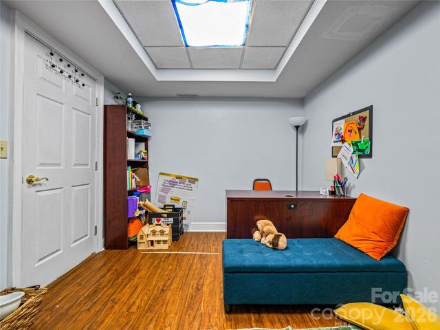 77 Central Avenue E, Asheville, NC 28801