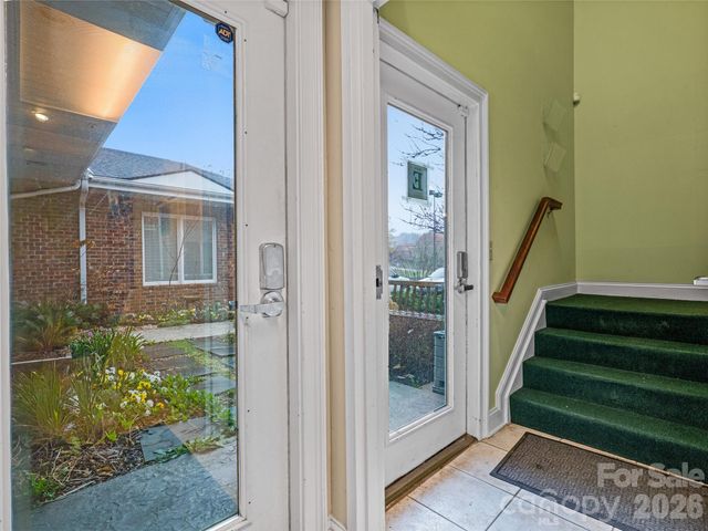 77 Central Avenue E, Asheville, NC 28801