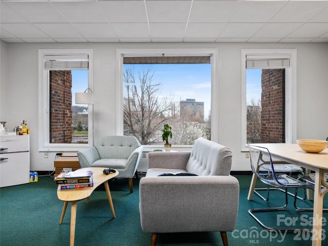 77 Central Avenue E, Asheville, NC 28801