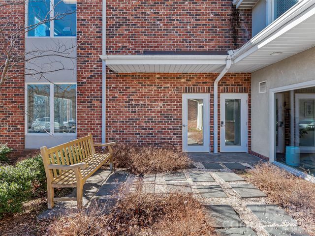 77 Central Avenue E, Asheville, NC 28801
