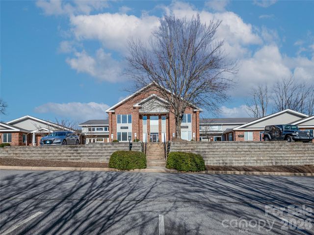 77 Central Avenue E, Asheville, NC 28801