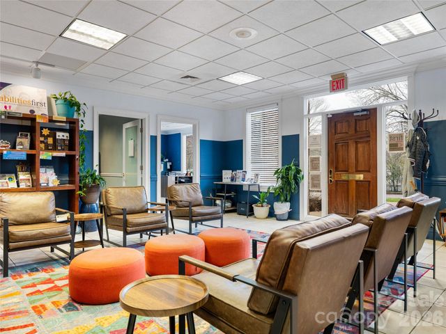 77 Central Avenue E, Asheville, NC 28801