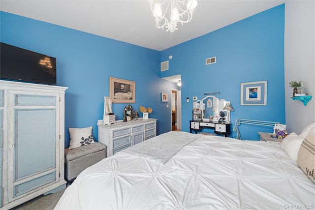 89 Northwood Boulevard, Central Islip, NY 11722