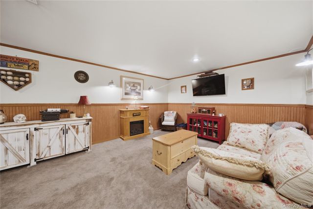 89 Northwood Boulevard, Central Islip, NY 11722