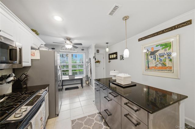 89 Northwood Boulevard, Central Islip, NY 11722