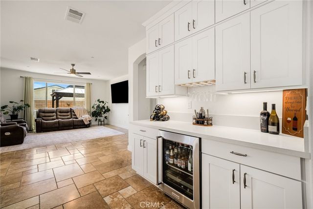 16083 Muirfield, Fontana, CA 92336